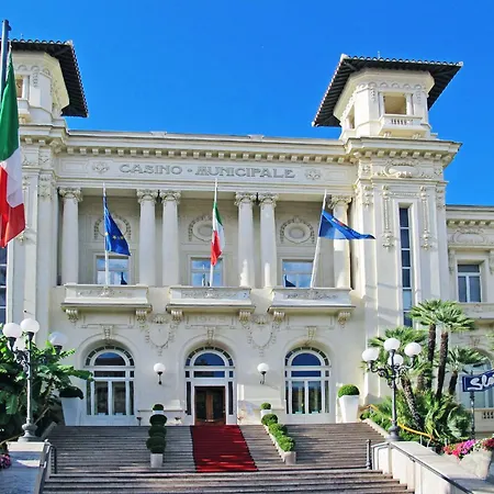 Capo Pino Tra Le Onde By Interhome * Sanremo